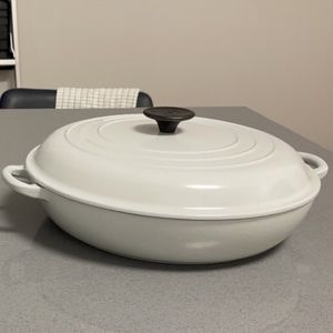 Le Creuset Signature Braiser 3.5 Quart